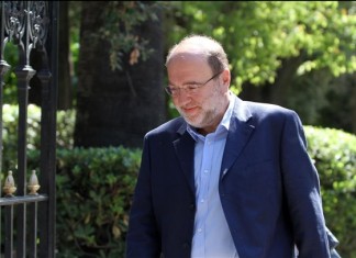Τρύφων Αλεξιάδης: Εξακολουθεί να νοσηλεύεται ο βουλευτής του ΣΥΡΙΖΑ