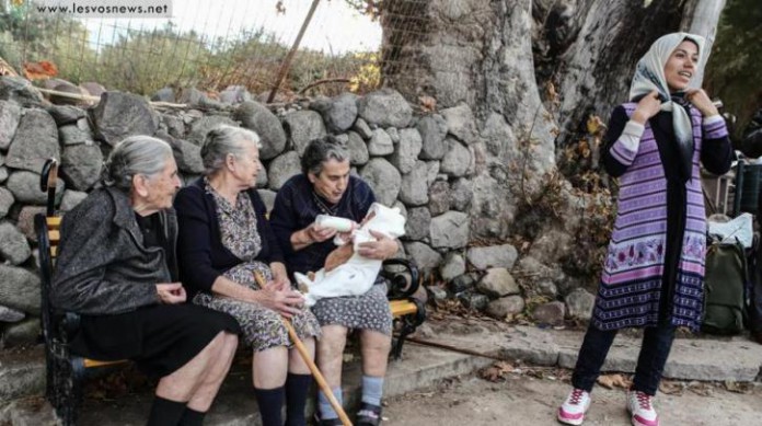 Οι γιαγιάδες της Λέσβου: Έφυγε από τη ζωή η Μαρίτσα, μία από τις τρεις