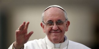 Ο Πάπας προσεύχεται για τα θύματα των φονικών πυρκαγιών στην Ελλάδα