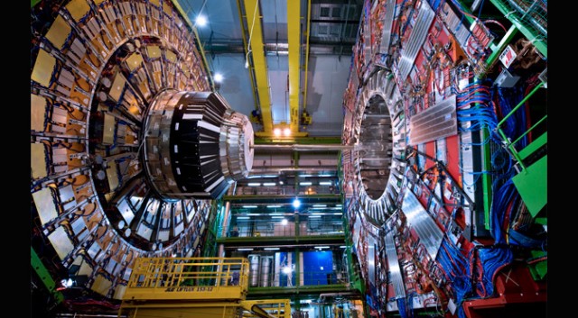 CERN,έτοιμος, επαναλειτουργία,