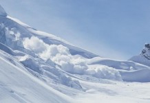 ΕΛΒΕΤΙΑ: Χιονοστιβάδα παρέσυρε τουλάχιστον 10 ορειβάτες στο Βαλαί
