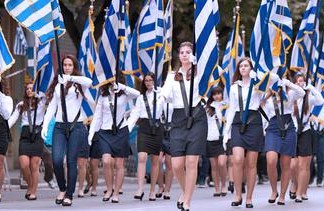 Υπό δρακόντεια μέτρα ολοκληρώθηκε η μαθητική παρέλαση στην Αθήνα
