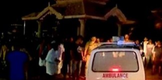 ΙΝΔΙΑ: Έκαψαν 15χρονη στην μέση του δρόμου