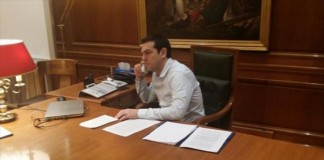 Τσίπρας: Τηλεφωνική επικοινωνία με Γεννηματά και Βελόπουλο για το πολυτεχνείο