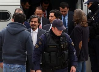 ΤΟΥΡΚΙΑ: Ζητάει τη βοήθεια της Interpol για τους «οκτώ»