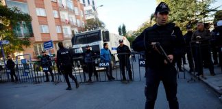 ΤΟΥΡΚΙΑ: Συνελήφθη στρατιώτης που κρατούσε ομήρους σε εμπορικό κέντρο του Γκαζιαντέπ