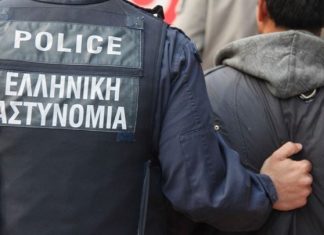 Άγιοι Ανάργυροι: Συνελήφθησαν τρεις ανήλικοι για την επίθεση με πέτρες σε λεωφορείο