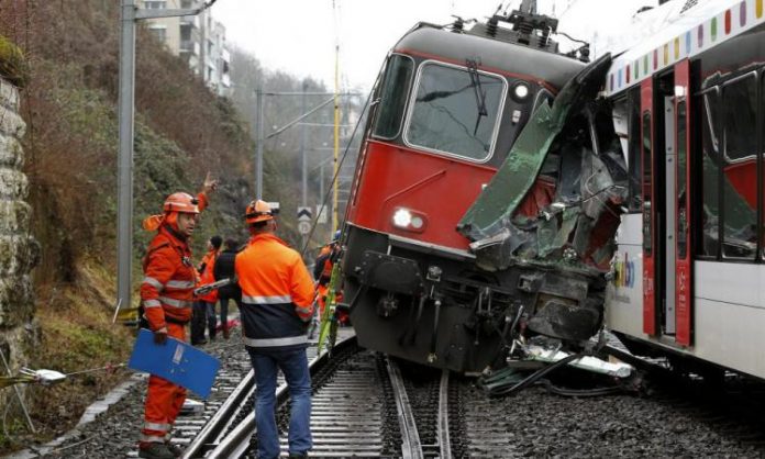 Ελβετία, σιδηροδρομικό ατύχημα, τραυματίες,