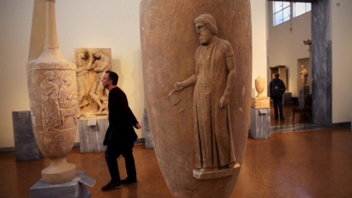 Κλεμμένες ελληνικές αρχαιότητες σε έκθεση στο Λονδίνο!