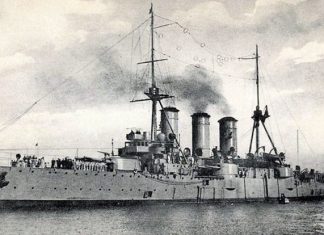 Στις 13 Ιουλίου 1913 το Θωρηκτό ΑΒΕΡΩΦ, κατέπλεε στο λιμάνι του Δεδέαγατς, της σημερινής Αλεξανδρούπολης