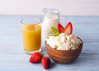Γάλα vs χυμός πορτοκάλι για πρωινό