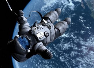 ΑΠΕΥΘΕΙΑΣ: Αυτή την ώρα αστροναύτες βγαίνουν από τον Διεθνή Διαστημικό Σταθμό για μια βόλτα στο διάστημα