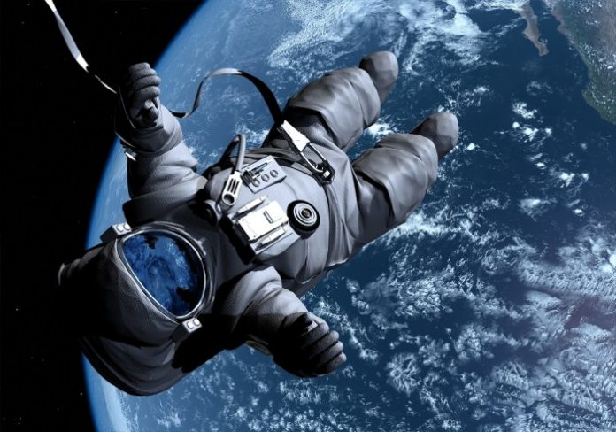 ΑΠΕΥΘΕΙΑΣ: Αυτή την ώρα αστροναύτες βγαίνουν από τον Διεθνή Διαστημικό Σταθμό για μια βόλτα στο διάστημα
