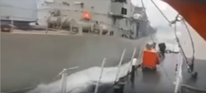 Η στιγμή που ο Νικηφόρος «διεμβολίζει» το τουρκικό σκάφος