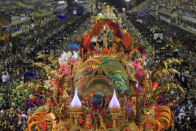 ΒΡΑΖΙΛΙΑ: Το καρναβάλι του Ρίο, το διασημότερο καρναβάλι του κόσμου σε... αριθμούς