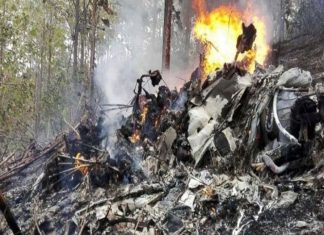 Ρωσικός πύραυλος κατέρριψε το αεροσκάφος της Malaysia Airlines στην Ουκρανία