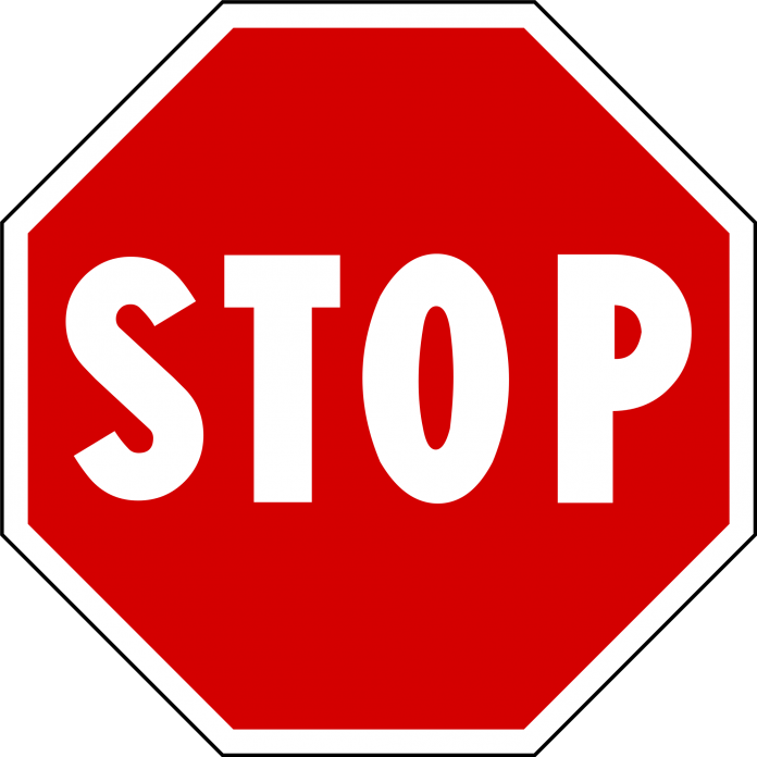Η λέξη «stop» προέρχεται ως αντιδάνειο από τα αρχαία ελληνικά
