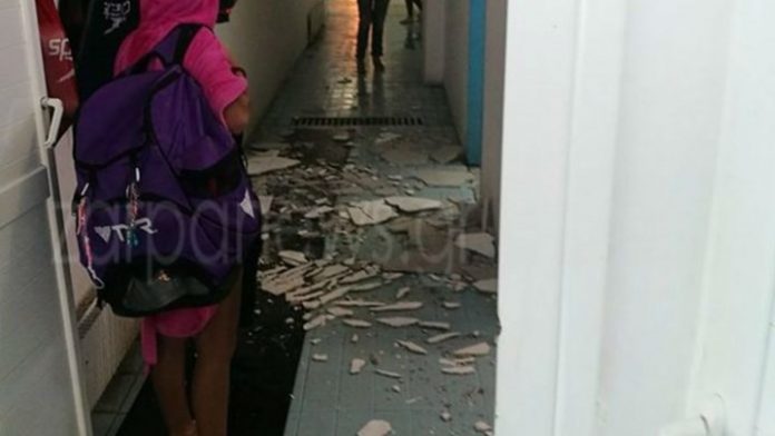 Χανιά: Κατέρρευσε τμήμα οροφής σε κολυμβητήριο ενώ ήταν γεμάτο παιδιά