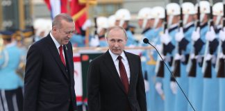 Η προκλητική απάντηση Ερντογάν στον Πούτιν για τους δύο Έλληνες στρατιωτικούς