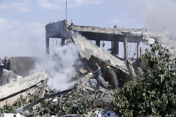 ΣΥΡΙΑ: Ρωσικά και συριακά αεροσκάφη σφυροκοπούν την Ιντλίμπ