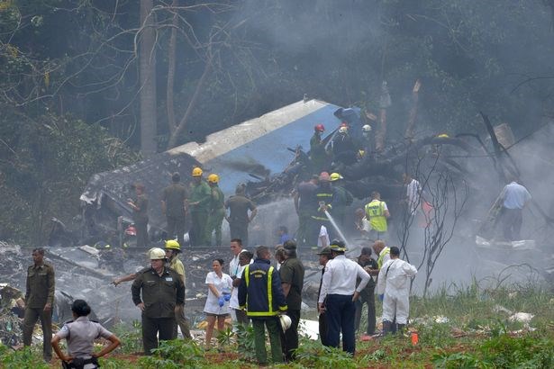 ΚΟΥΒΑ: 3 επιζώντες στα συντρίμμια του Boeing
