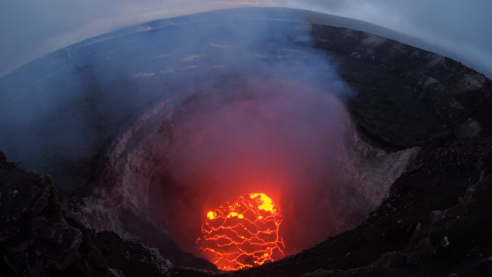 ΧΑΒΑΗ: Το ηφαίστειο Κιλαουέα εξερράγη