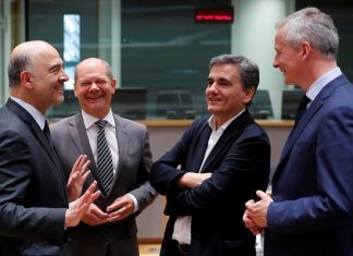 «Όχι» από το Eurogroup στη δόση του 1 δισ. ευρώ