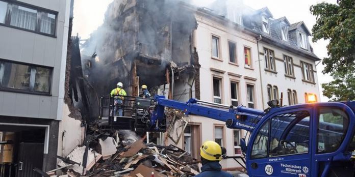 ΓΕΡΜΑΝΙΑ: Ισχυρή έκρηξη στο Βούπερταλ με 25 τραυματίες