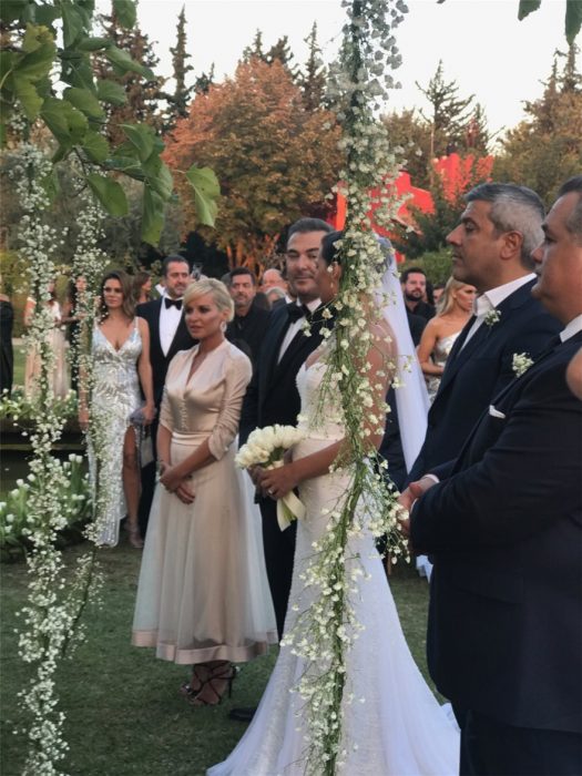 Ρέμος - Μπόσνιακ: Παντρεύτηκαν με την κόρη τους παρανυφάκι