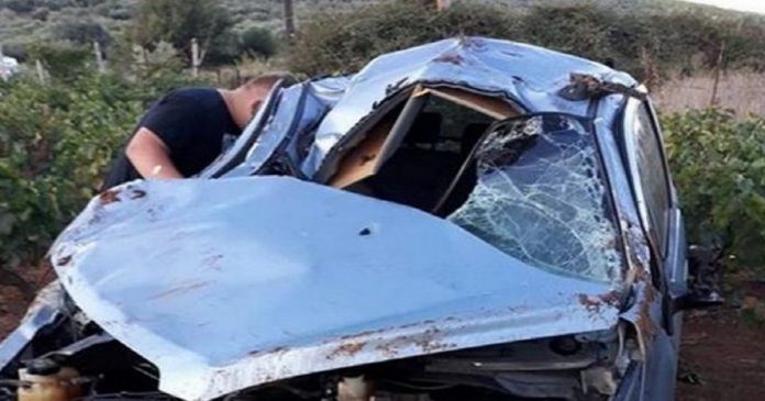 Ένα τροχαίο συγκλονίζει το Πανελλήνιο Σκοτώθηκε 16χρονος μαθητής με το αυτοκίνητό του πατέρα του!