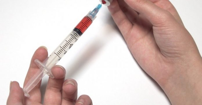 Κορωνοϊός: Ξεκινούν αύριο οι εμβολιασμοί στη χώρα μας