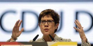 Νέα πρόεδρος του CDU η Άνεγκρετ Κραμπ-Καρενμπάουερ