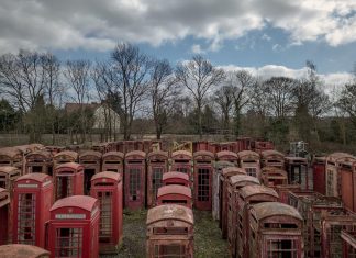 Το νεκροταφείο των βρετανικών τηλεφωνικών θαλάμων