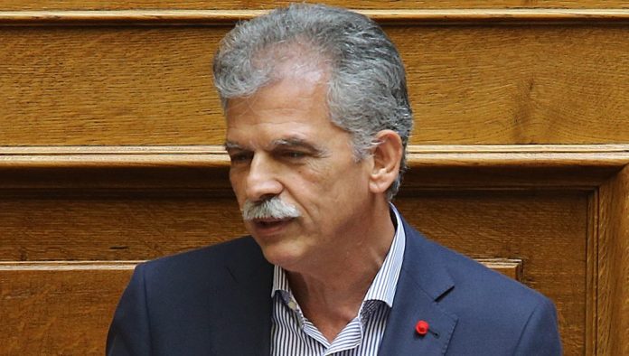 Σε αναμονή ο Δανέλλης για το ευρωψηφοδέλτιο του ΣΥΡΙΖΑ