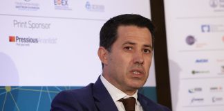 Υπόθεση Novartis: Ο μάρτυρας Νίκος Μανιαδάκης υποστηρίζει "Μου ασκούν πιέσεις να πω ότι έχουν χρηματιστεί Σαμαράς,Γεωργιάδης και Στουρνάρας!"