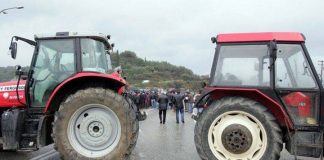 Λάρισα: Αποχώρησαν οι αγρότες από το μπλόκο της Νίκαιας