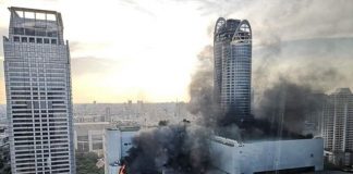 ΜΠΑΝΓΚΟΚ: Συγκλονίζουν οι πρώτες εικόνες από την φωτιά σε ξενοδοχείο