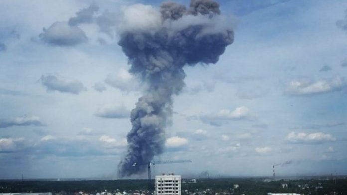 ΡΩΣΙΑ: Εκρήξεις σε εργοστάσιο παραγωγής εκρηκτικών - Τουλάχιστον 19 τραυματίες
