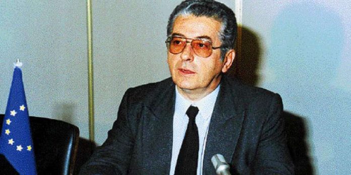 Πέθανε ο δημοσιογράφος Γιώργος Αναστασόπουλος