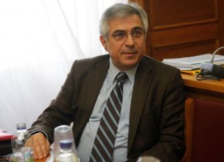 Ομόφωνα αθώος κρίθηκε ο πρώην υπουργός Μιχάλης Καρχιμάκης