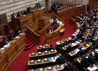 Βουλευτές του ΣΥΡΙΖΑ καταγγέλλουν συνεχή φαινόμενα βίας