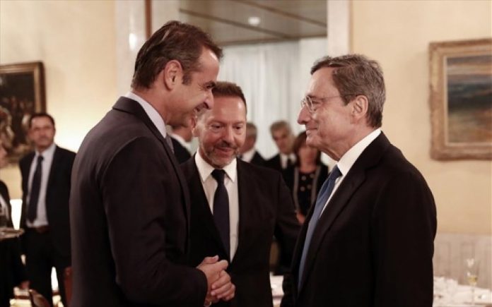 Μητσοτάκης - Ντράγκι συζήτησαν για ελληνική οικονομία, κόκκινα δάνεια και QE