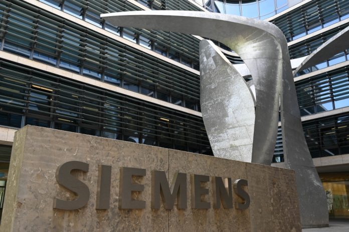 Υπόθεση Siemens: Στη φυλακή Σκαρπέλης, Μαυρίδης και Καραβέλα