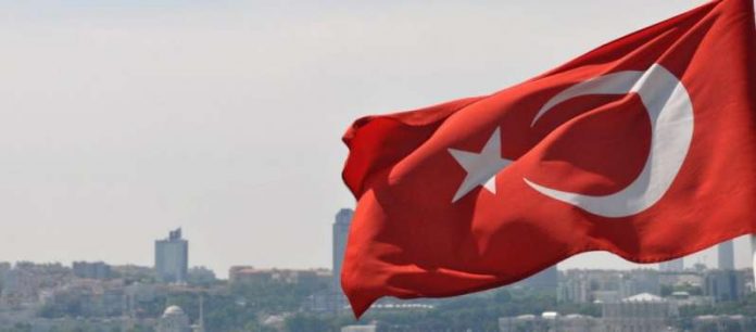 FT: «Σωσίβιο» για την τουρκική οικονομία μέσω Κατάρ