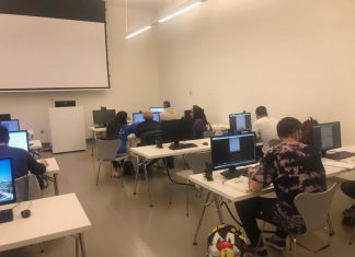 Σταύρος Νιάρχος: Μαθήματα Ηλεκτρονικών υπολογιστών