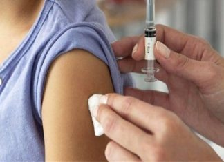 Αττική: Οι εμβολιασμοί της Τετάρτης θα ξεκινήσουν στις 12.00