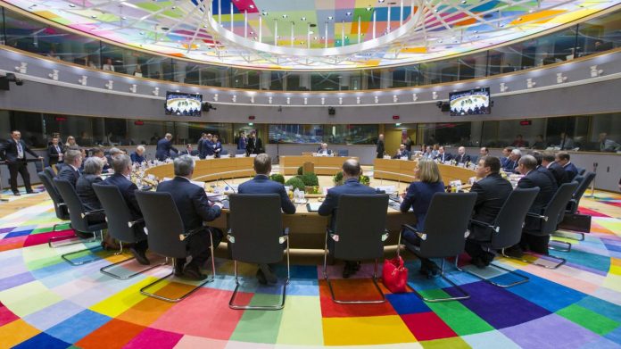 Εurogroup: Πράσινο φως για τη δόση
