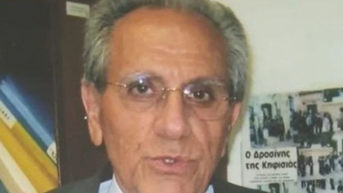 Πέθανε ο δημοσιογράφος Μανώλης Καραμπατσάκης