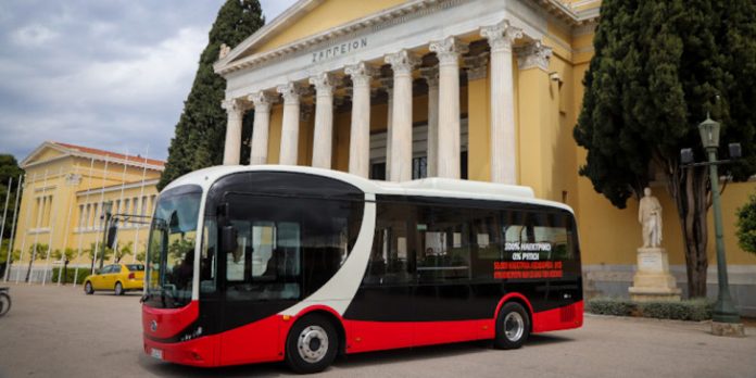 Το πρώτο ηλεκτροκίνητο λεωφορείο στους δρόμους της Αθήνας