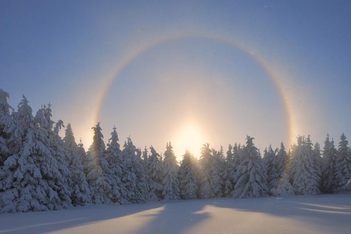 Τη Δευτέρα ξεκινά επίσημα ο χειμώνας με το χειμερινό ηλιοστάσιο και τη μεγαλύτερη νύχτα του χρόνου
